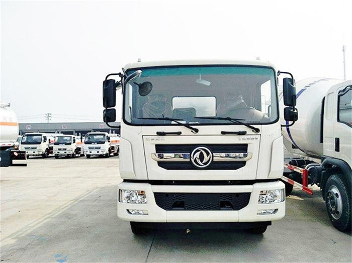15噸東風(fēng)D9鋁合金車